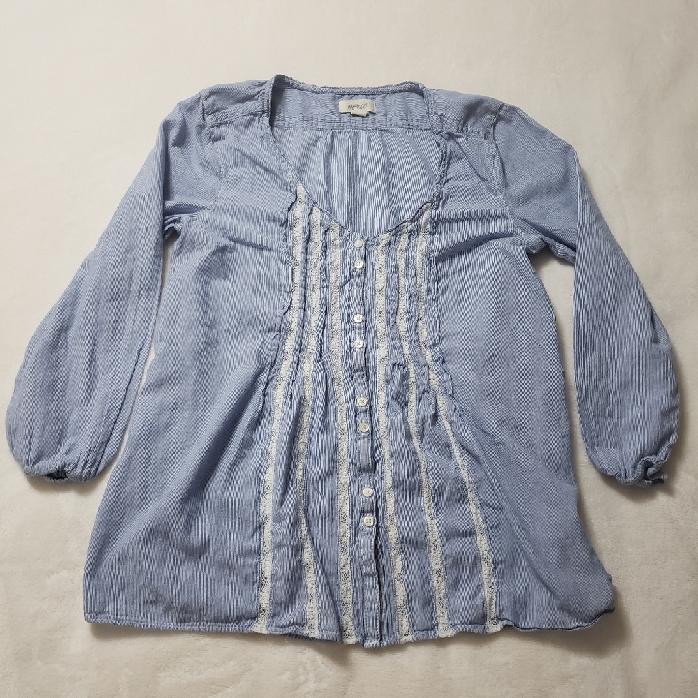 Aerie long sleeve striped lace detail shirt Size XS